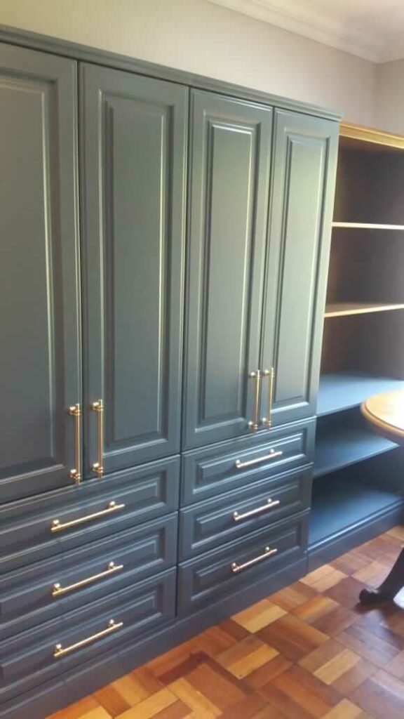 Sgk Wall Unit 12